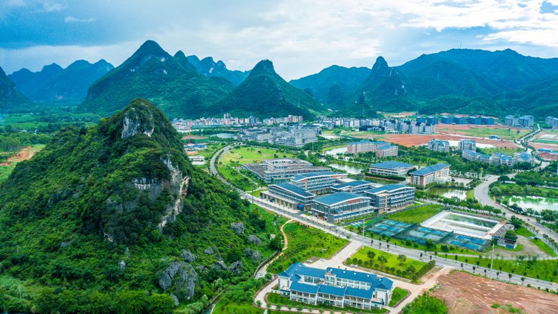 快恢复二极管HER107与ES1J：性能对比与选型要点