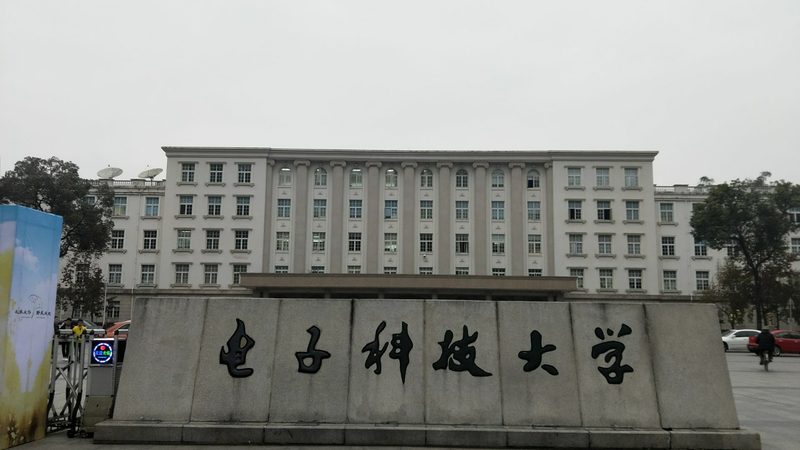 电子元器件仓储货架材质选择的五大关键因素